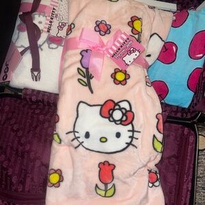 Hello Kitty Pink Blanket